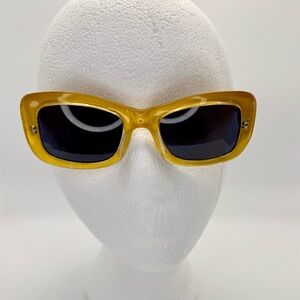 Stylish Mid Century Modern Vintage Sunglasses